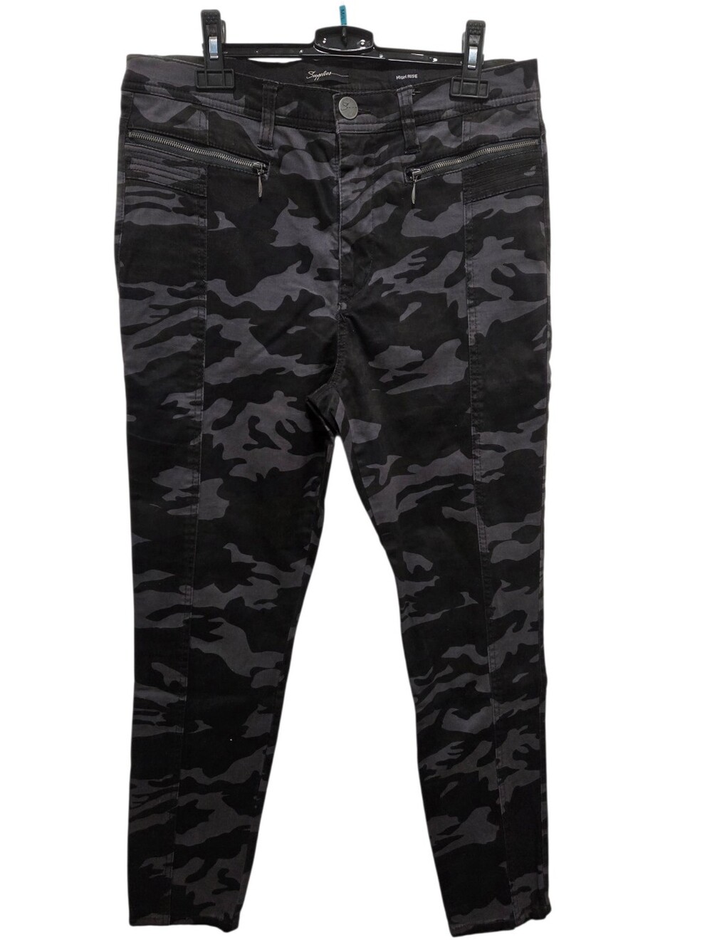 Seven camouflage pants